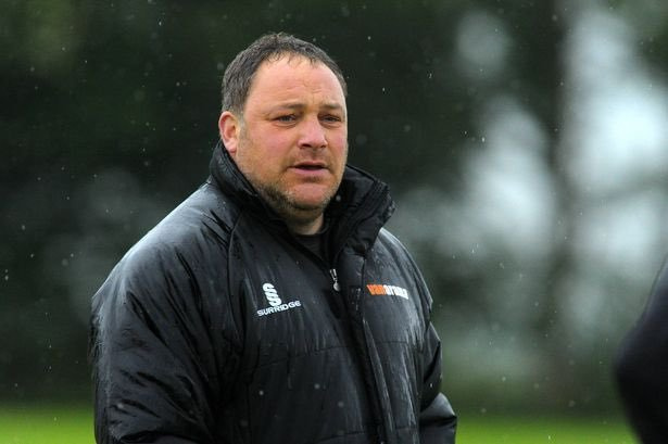 Lincoln appoint Housham as manager